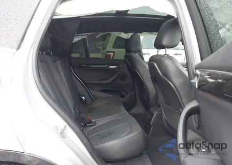 2017 BMW X1 xDrive28I z USA, uszkodzony, nr VIN WBXHT3Z30H4A53557